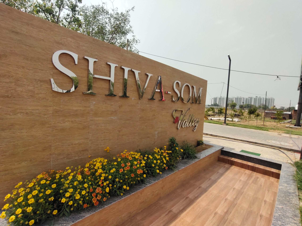 shiva som valley sohna